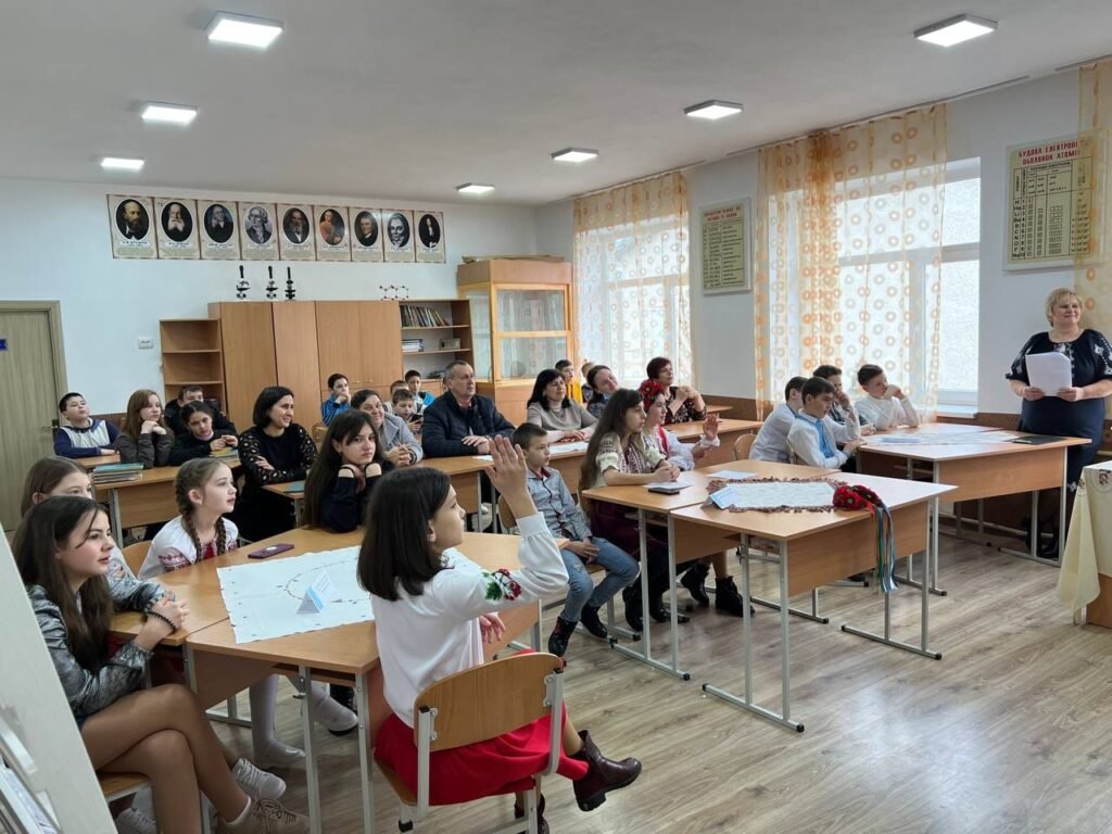 МІЖНАРОДНИЙ ДЕНЬ РІДНОЇ МОВИ 274317637 2808993879393278 8455017065531264203 n