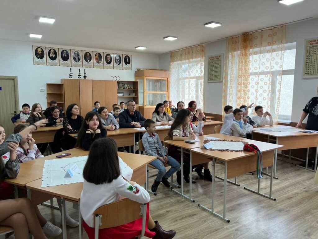 МІЖНАРОДНИЙ ДЕНЬ РІДНОЇ МОВИ 274341858 2808993866059946 5144148934145872055 n