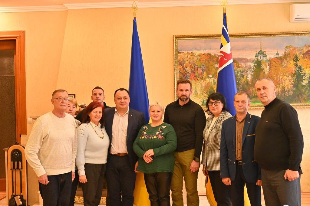 Нові комп'ютери для навчального закладу 633b04287dcbc280260710