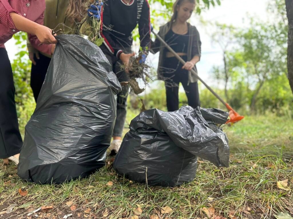 Всесвітній день прибирання 378196287 819735790152808 7513954062063005042 n