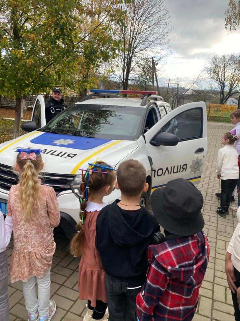 Зустріч офіцерів поліції громади з учнями 1-4 класів. «Разом ми сильніші». yzobrazhenye viber 2024 01 31 21 22 01 185