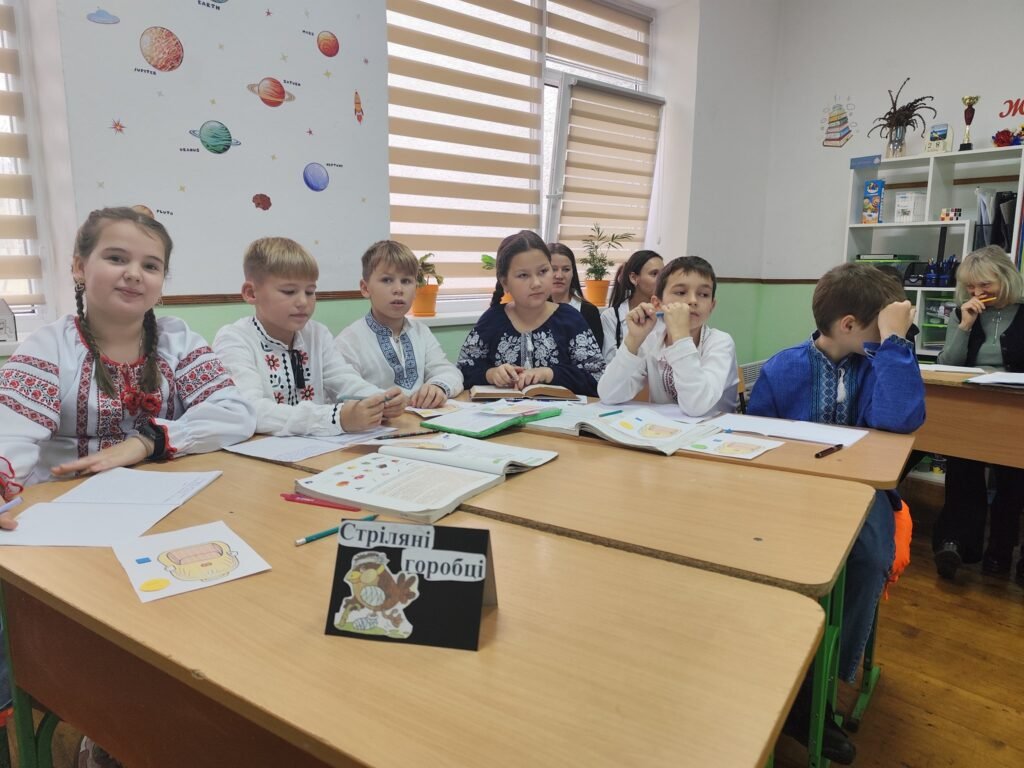 Відкритий урок української мови на тему "Повторення вивченого про фразеологізми" у 5-А класі 571485626 1473241378135576 4130573105776029962 n