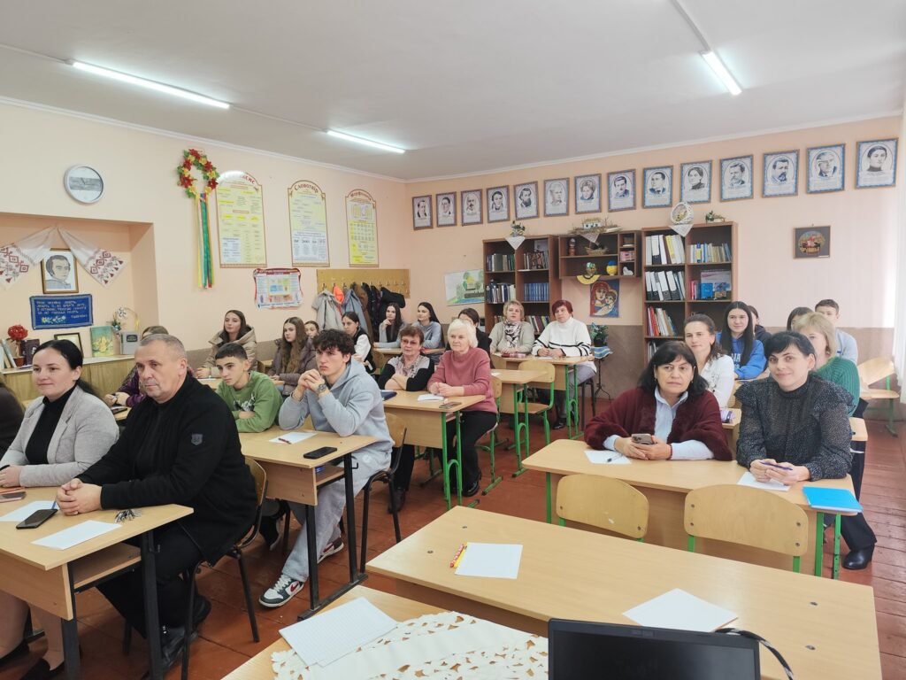 Всеукраїнський радіодиктант національної єдності 571693327 1470234225102958 519710805737328192 n