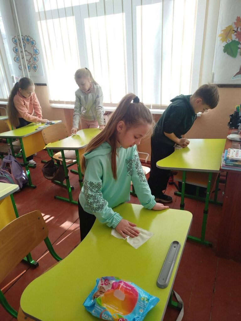Хто добре працює - то є ми! 651252780 1599116145548098 6464830857856550428 n