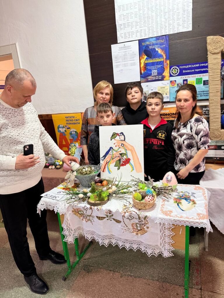 Шкільний етап великодньої виставки "Воскресни, писанко!" 661090909 1618268853632827 7579544567888630595 n