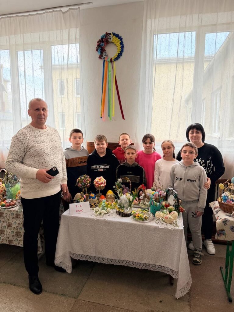 Шкільний етап великодньої виставки "Воскресни, писанко!" 662666478 1618268993632813 4939190881094291549 n