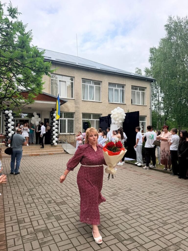 Особливий, традиційний та такий довгоочікуваний Останній дзвоник 715810200 1680574184068960 1685550921317853172 n